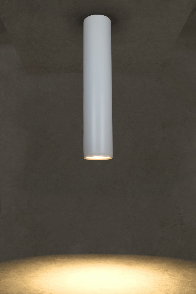 ILU8040W.jpg
